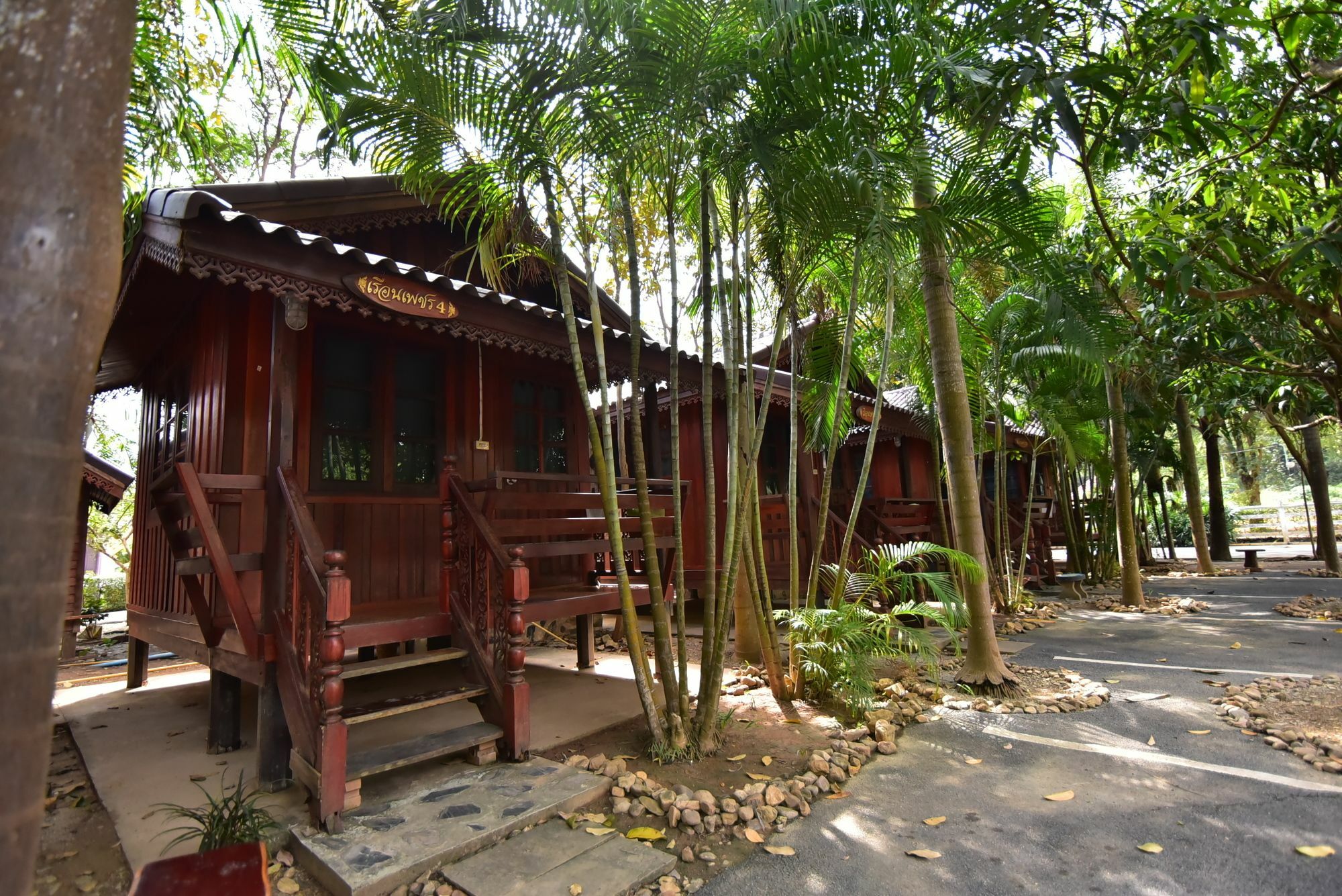 Petch Jed Sao Noi Resort Муаклек Экстерьер фото